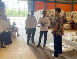 Cek Kualitas Mutu dan Stok Beras, Dinas Ketahanan Pangan Bersama Dinas Sosial Way Kanan Pantau Gudang Bulog