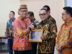 Bupati Way Kanan menerima 2 Anugerah Reksa Bandha Tahun 2023 dari DJKN Kementerian Keuangan RI