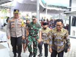 Kodim 0427/Way Kanan Bersama Polres Way Kanan Amankan Sidang Pleno KPU Kab. Way Kanan