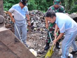 Dalam rangka memperingati hari sampah nasional,Pemkab Lampura adakan bersih- bersih di jalan.