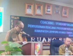 Asisten 11,Drs,Ahmad Alamsyah M,M membuka kegiatan dalam rangka program kerja Tim percepatan Akses keuangan daerah(TPKAD)