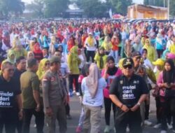 Kunker Gebernur Lampung Dan Senam Bersama Masyarakat Lampura d Halaman Parkir Stadion Sukung