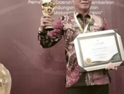 Pj. Bupati Lampung Utara Terima Penghargaan Universal Health Coverage Jakarta, 8 Agustus 2024 