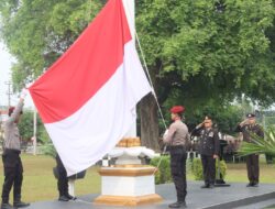 Polres Lampung Tengah Gelar Upacara Peringatan Hari Pahlawan 2024