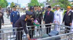 Kapolda Lampung Irjen Helmy Santika Pimpin Ziarah Hari Pahlawan di Makam Pahlawan