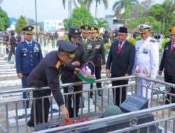 Kapolda Lampung Irjen Helmy Santika Pimpin Ziarah Hari Pahlawan di Makam Pahlawan