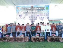PEMERINTAH KABUPATEN LAMPUNG UTARA LEPAS KEBERANGKATAN JEMAAH HAJI SEBANYAK 47 ORANG, KLOTER 2 TAHUN 2025