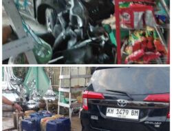 Mobil Pelangsir Merk Toyota Calya Bermuatan BBM Bersubsidi Jenis Pertalite 400 Liter Lepas Kendali Tabrak Roko Di Jalan Pemuda