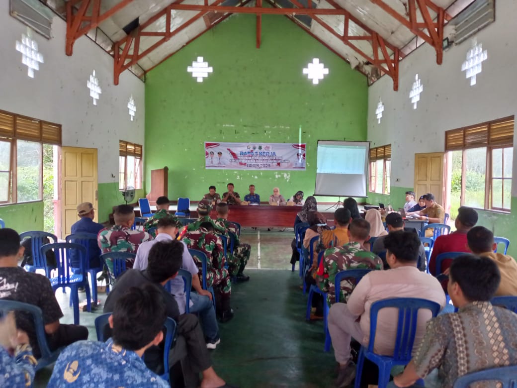 Rapat Percepatan Pembangunan Gerai dan Pergudangan Merah Putih di Kecamatan Basarang Berjalan Aman