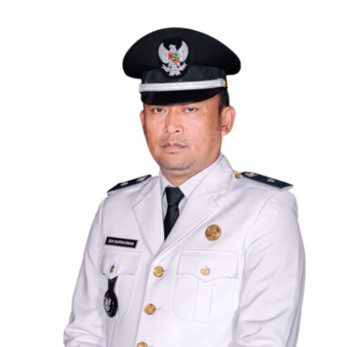 Kepala Kampung Umpu Kencana Kecamatan Blambangan Umpu,Kabupaten Way Kanan Torehkan Prestasi dengan Program Digitalisasi Desa